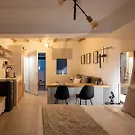 Centro Feriehus Imerovigli (Santorini)